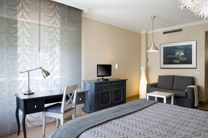 Imagen de la habitación del Aparthotel TH Aravaca. Foto 11