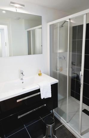 Imagen de la habitación del Aparthotel T&eacute;n&eacute;o Apparthotel Talence Arthena. Foto 2