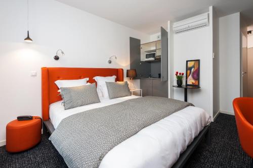 Imagen de la habitación del Aparthotel T&eacute;n&eacute;o Talence Espeleta. Foto 3