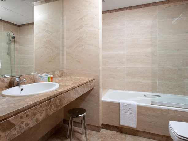 Imagen de la habitación del Aparthotel Th La Florida. Foto 13