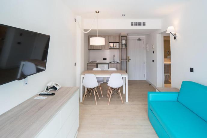 Imagen de la habitación del Aparthotel Thb Guya Playa. Foto 5