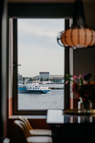 Imagen de los interiores del Aparthotel The July - Boat and Co. Foto 22