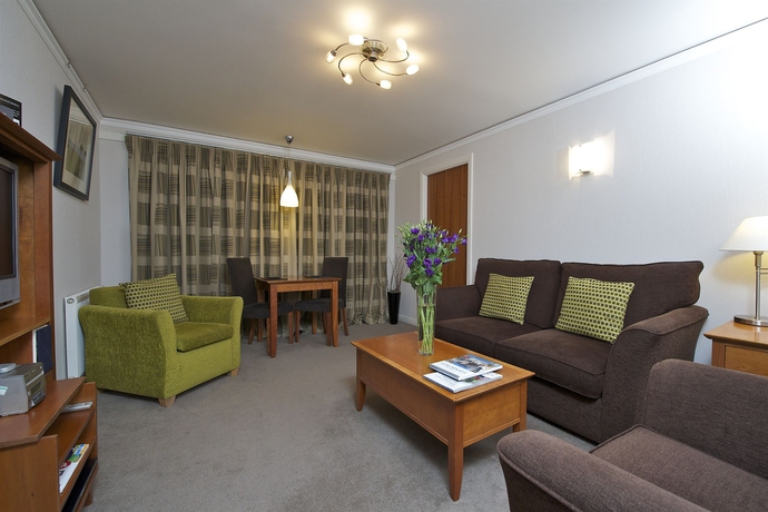 Imagen de los interiores del Aparthotel The Knight Residence Apartments By Mansley. Foto 13
