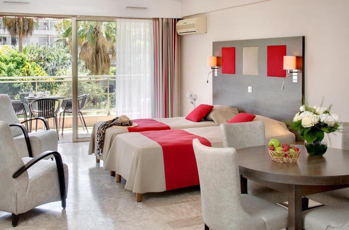 Imagen de la habitación del Aparthotel The Originals R&eacute;sidence, Les Str&eacute;litzias, Antibes Juan-Les-Pins. Foto 12