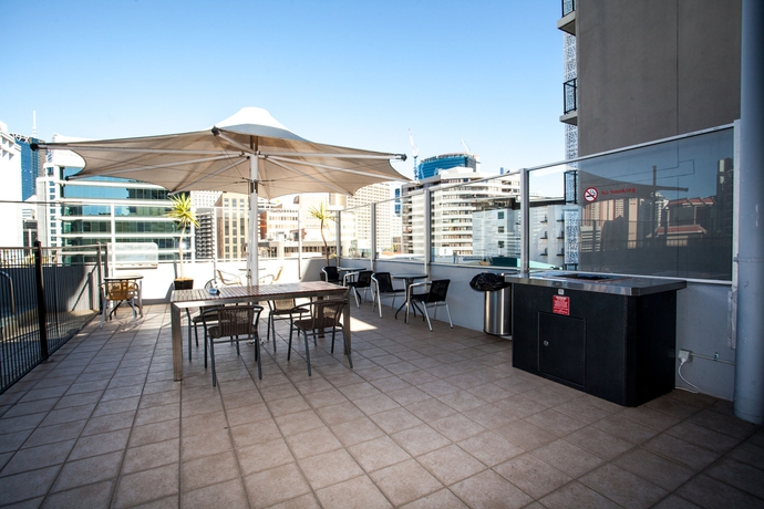Imagen de los exteriores del Aparthotel The Ridge Apartment Hotel. Foto 14