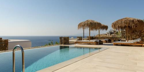Imagen de la piscina del Aparthotel The Summit of Mykonos. Foto 5