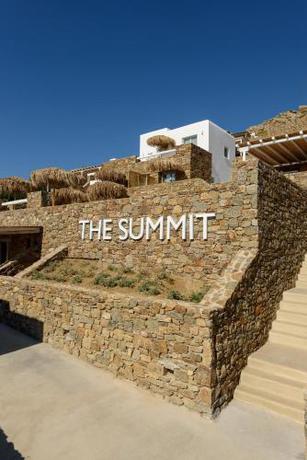 Imagen general del Aparthotel The Summit of Mykonos. Foto 1