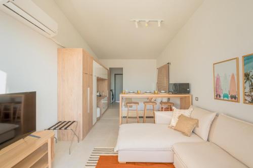 Imagen general del Aparthotel The Waterfront Cabins at D-Bay - Lemon Spaces. Foto 13