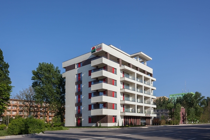 Imagen de los exteriores del Aparthotel Tomis Garden. Foto 16