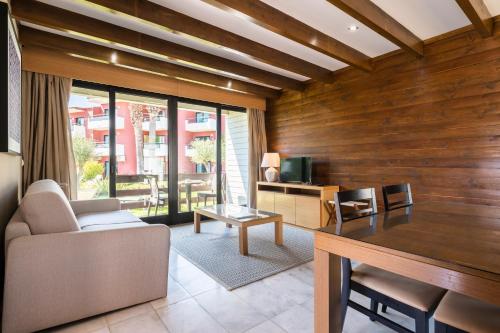 Imagen general del Aparthotel Topazio Vibe Beach - Adults Friendly. Foto 12