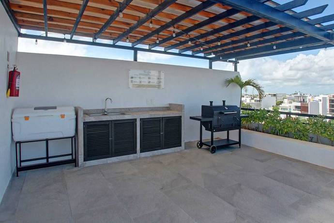 Imagen de los exteriores del Aparthotel Torre Diez Grupo Amber - Collection O. Foto 13
