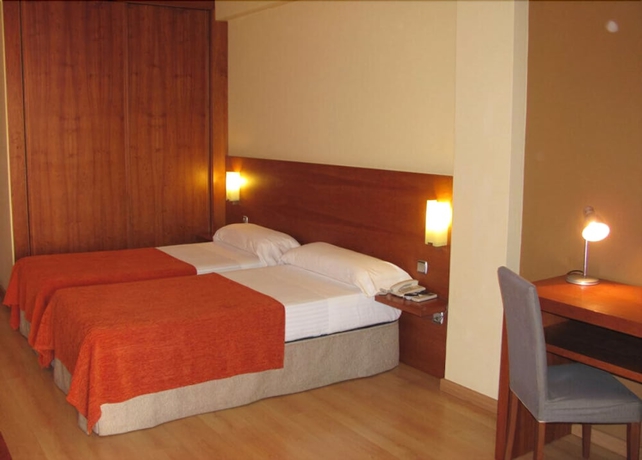 Imagen de la habitación del Aparthotel Torre Monreal Hotel. Foto 11