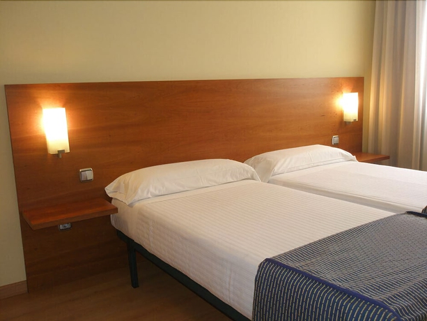 Imagen de la habitación del Aparthotel Torre Monreal Hotel. Foto 12
