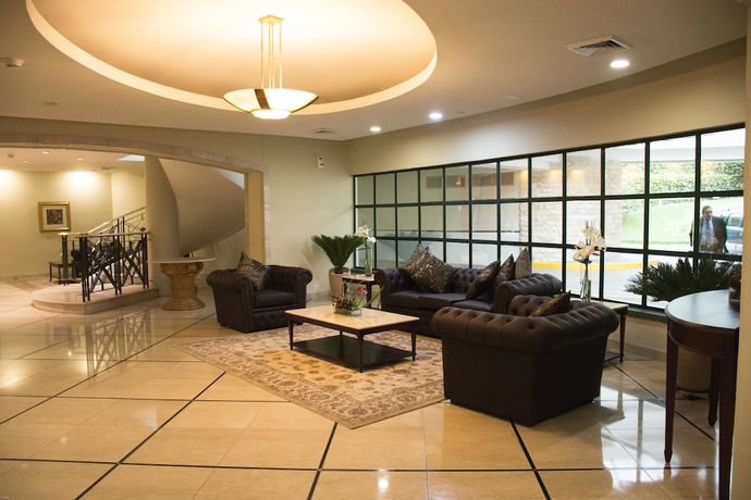 Imagen de los interiores del Aparthotel Torres de Suites by InAmazonas. Foto 17