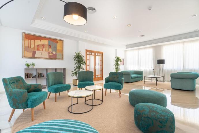 Imagen general del Aparthotel Tropicana, Cala Millor. Foto 6