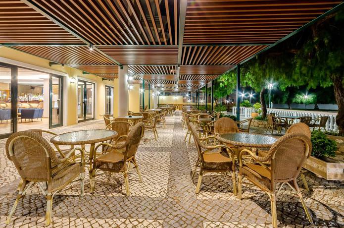 Imagen de los interiores del Aparthotel Turim Estrela do Vau. Foto 8