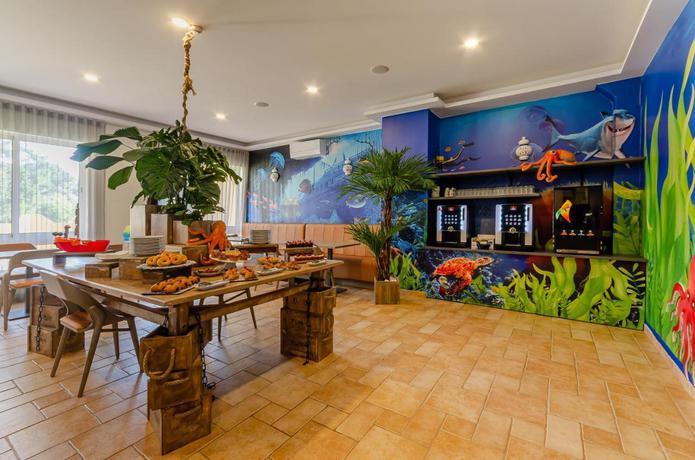 Imagen de los interiores del Aparthotel Turim Estrela do Vau. Foto 12