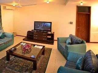 Imagen de la habitación del Aparthotel Unique Towers. Foto 7