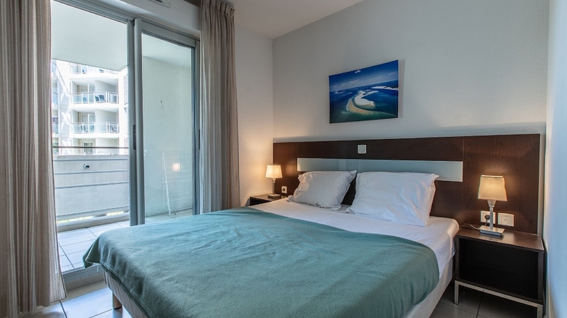 Imagen de la habitación del Aparthotel Vacanc&eacute;ole - R&eacute;sidence Le Crystal. Foto 8