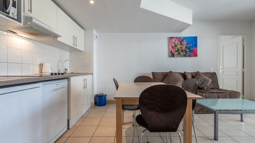 Imagen de la habitación del Aparthotel Vacanc&eacute;ole - R&eacute;sidence Le Crystal. Foto 16