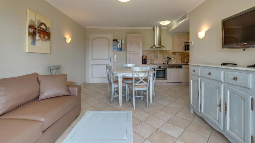 Imagen de la habitación del Aparthotel Vacanc&eacute;ole &ndash; Le Domaine de Camiole. Foto 3