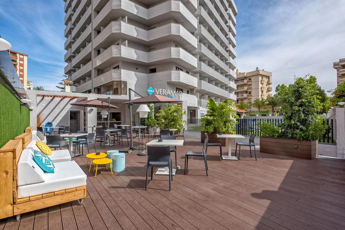 Imagen de los exteriores del Aparthotel Veramar. Foto 7