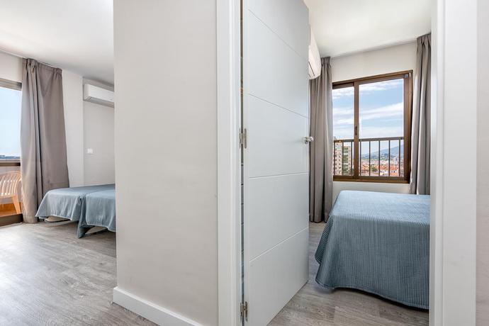 Imagen de la habitación del Aparthotel Veramar. Foto 5