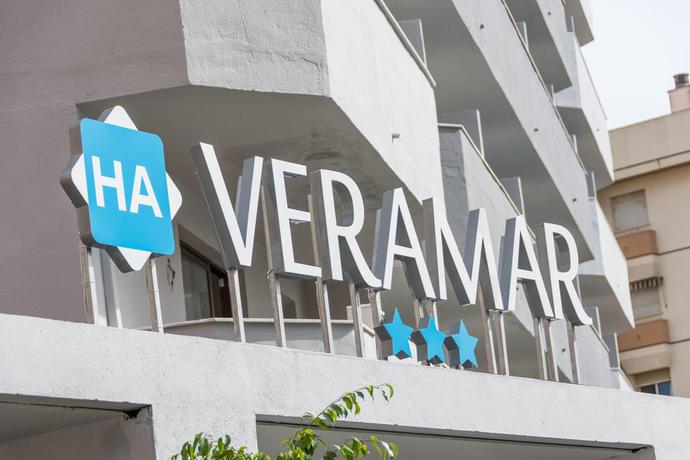Imagen de los exteriores del Aparthotel Veramar. Foto 9