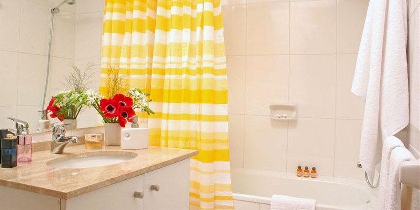 Imagen de la habitación del Aparthotel Versalles Suites. Foto 5