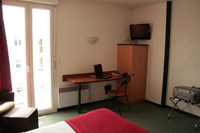 Imagen de los interiores del Aparthotel Victoria Garden Pau. Foto 12