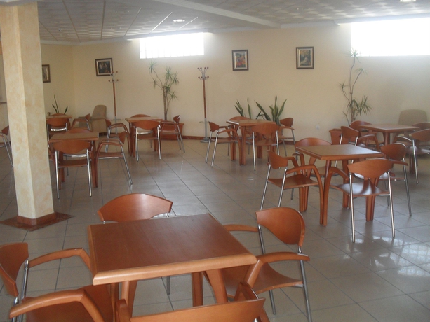 Imagen del bar/restaurante del Aparthotel Vidalbir. Foto 3