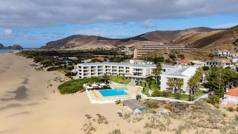 Imagen de los exteriores del Aparthotel Vila Baleira Suites. Foto 5