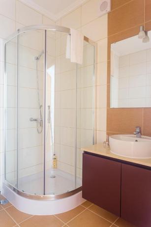 Imagen de la habitación del Aparthotel Vila Barca. Foto 3