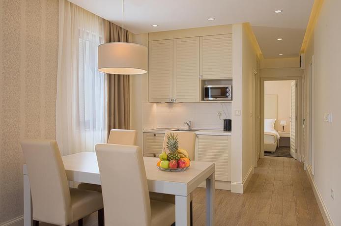 Imagen de los interiores del Aparthotel Villa Aria. Foto 11