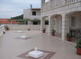 Imagen general del Aparthotel Villa Curic. Foto 2