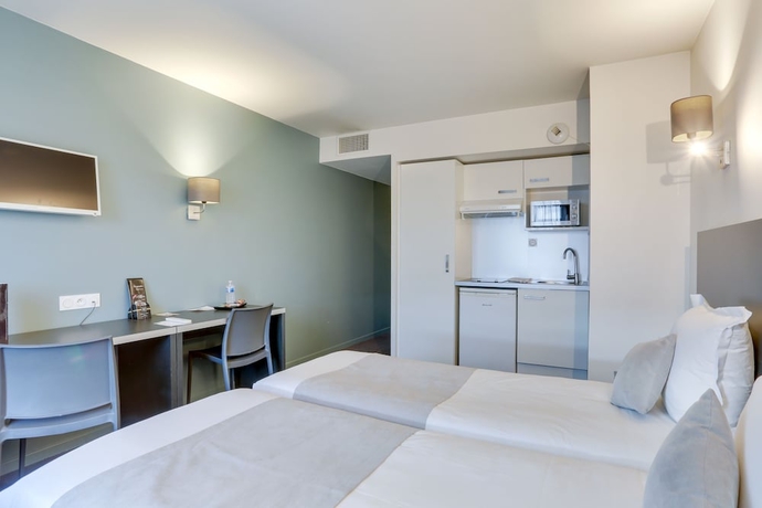Imagen de la habitación del Aparthotel Villa Paris Orly. Foto 5