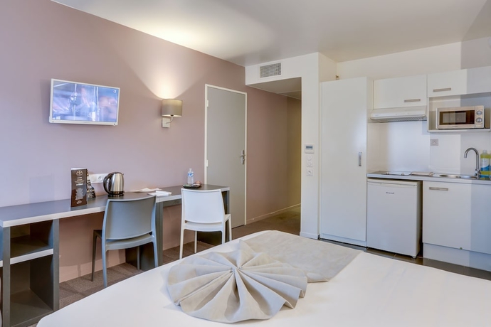 Imagen de la habitación del Aparthotel Villa Paris Orly. Foto 19