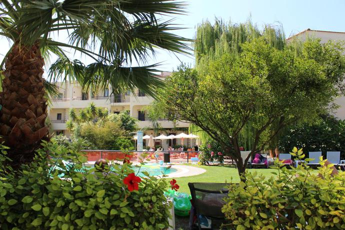 Imagen general del Aparthotel Villas Duc Rhodes. Foto 16