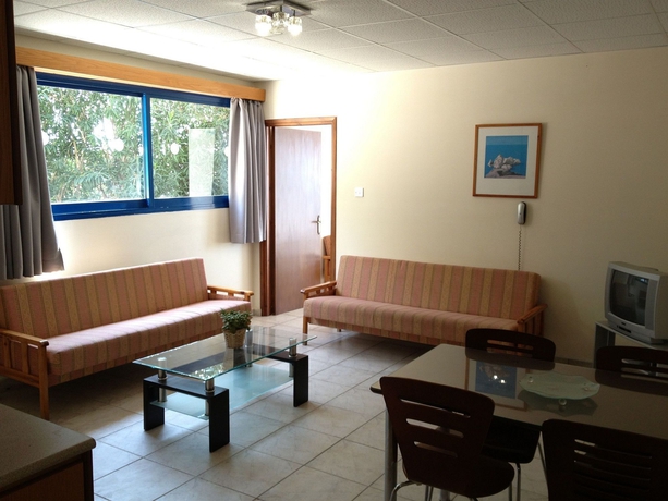 Imagen de los interiores del Aparthotel Vrachia Beach Hotel and Suites - Adults Only. Foto 16