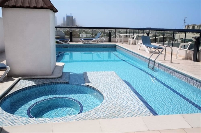 Imagen de la piscina del Aparthotel Welcome Hotel Apartments 1. Foto 10
