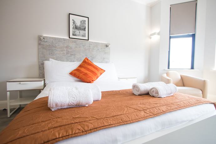 Imagen de la habitación del Aparthotel Westciti Caroco. Foto 2