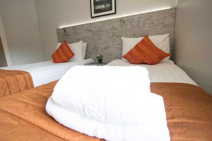 Imagen de la habitación del Aparthotel Westciti Caroco. Foto 10