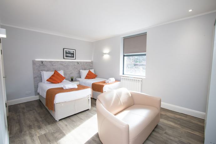 Imagen de la habitación del Aparthotel Westciti Caroco. Foto 16
