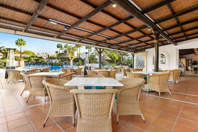 Imagen general del Aparthotel Wyndham Residences Tenerife Golf del Sur. Foto 7