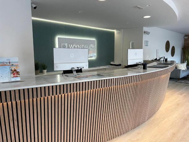 Imagen general del Aparthotel Wyndham Residences Tenerife Golf del Sur. Foto 11