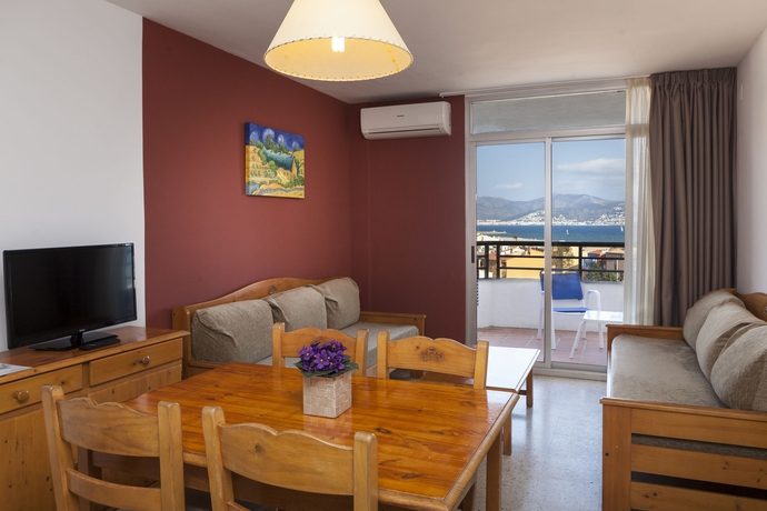 Imagen de la habitación del Aparthotel Xon's Platja. Foto 4