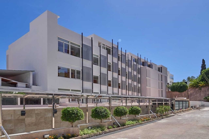 Imagen general del Aparthotel Y Hotel Paguera Beach. Foto 10