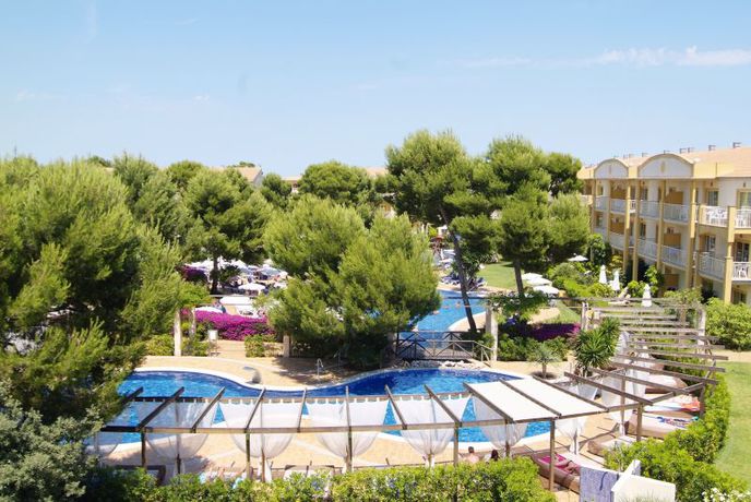 Imagen general del Aparthotel Zafiro Mallorca. Foto 7
