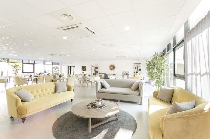 Imagen de los interiores del Aparthotel Zenao Mulhouse. Foto 5