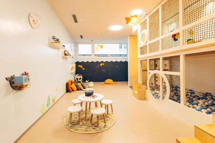 Imagen de los interiores del Aparthotel harry&rsquo;s home. Foto 10